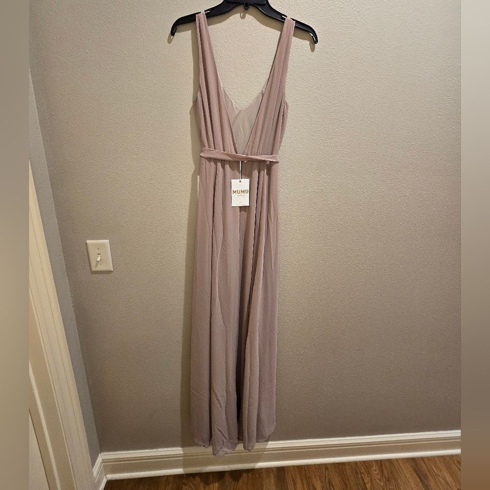 Show Me Your MuMu Jenn Maxi Dress Bridesmaid in Beige Sz M NWT - Picture 3 of 5